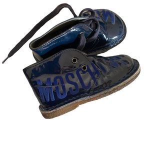 Moschino baby shoes